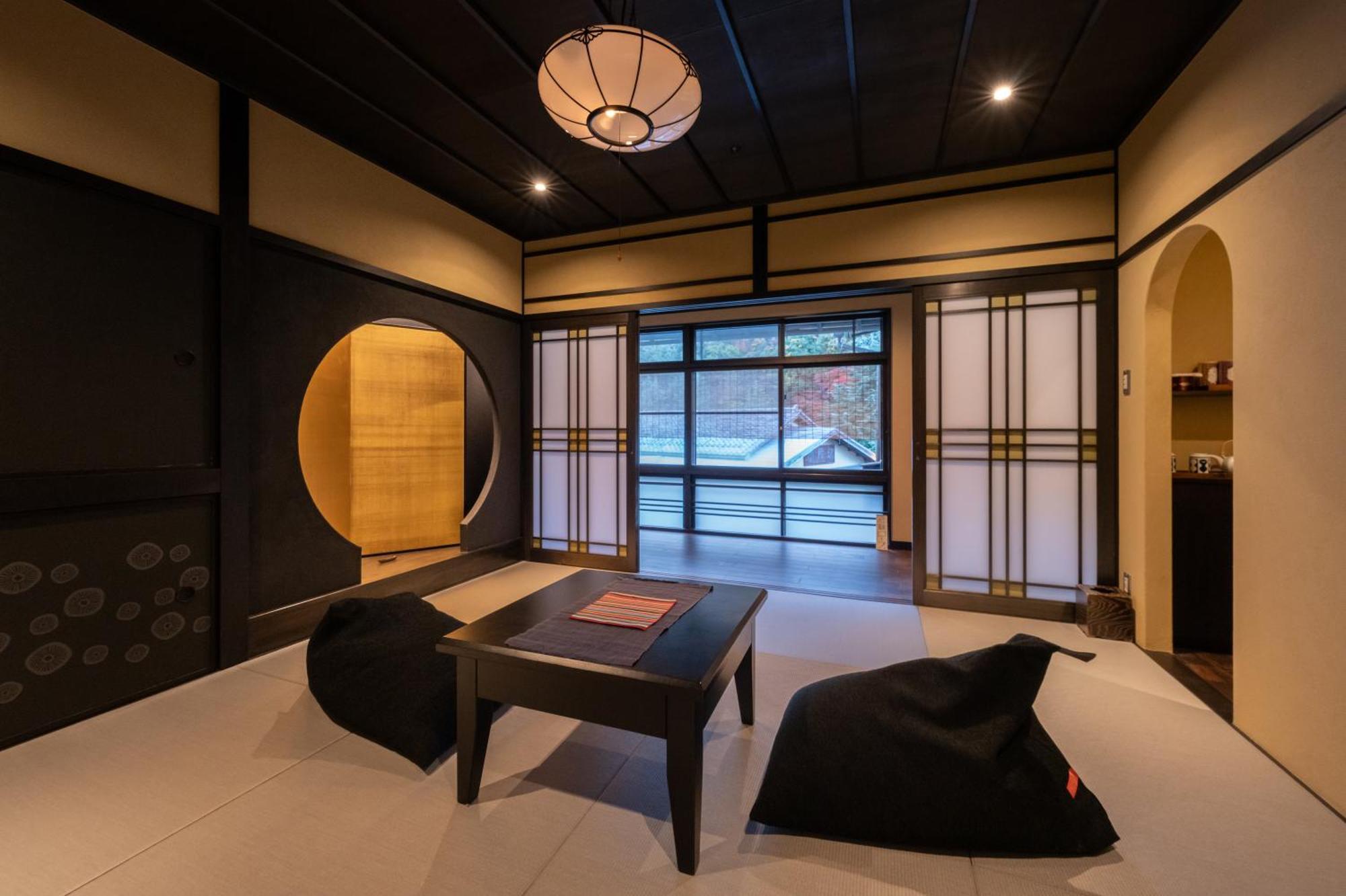 Arima Onsen Tocen Goshobo Hotel Kobe Ruang foto A traditional Japanese room